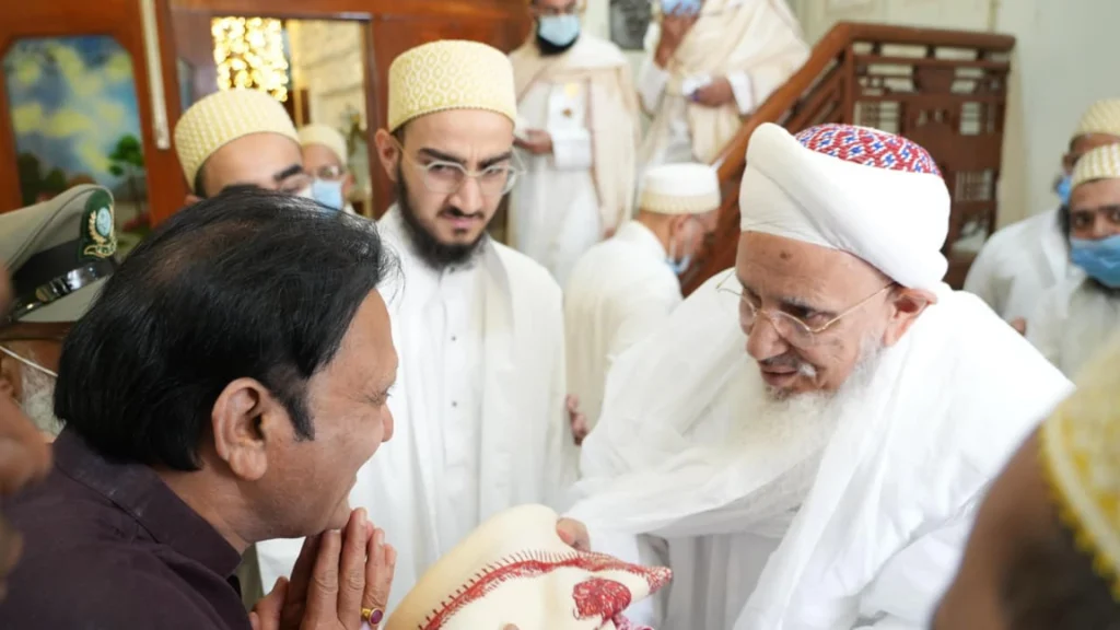 Dr. Syedna Mufaddal Saifuddin balvantsinh rajput