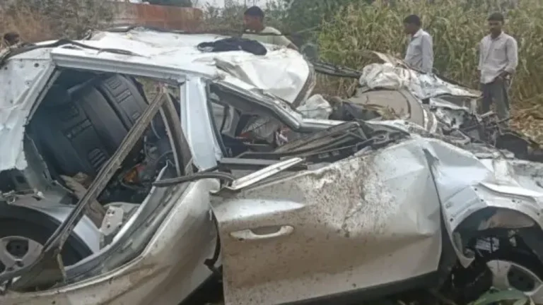 ahmedabad-dahod-highway-suv-car-accident-limkheda