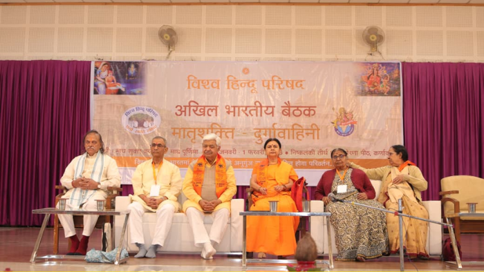 durgavahini-akhil-bharatiya-baithak-karnavati-vhp-matrushakti
