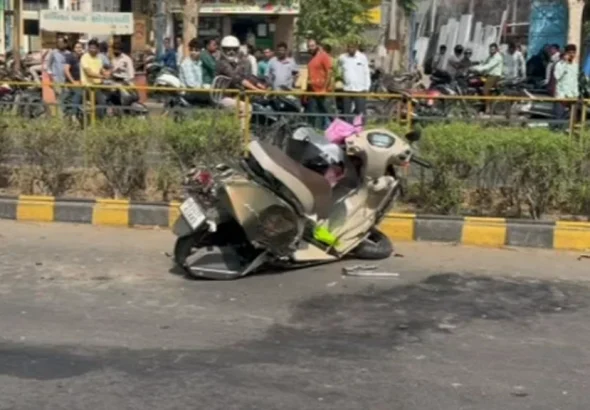 ahmedabad-brts-accident-ctm-jashodanagar-moped-rider-death