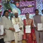 maharashtra-wedding-family-insures-entire-village-pethkar
