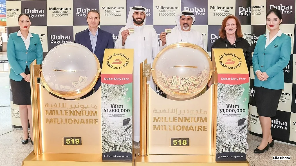 two-kerala-expats-win-dubai-duty-free-lottery-crores-rs