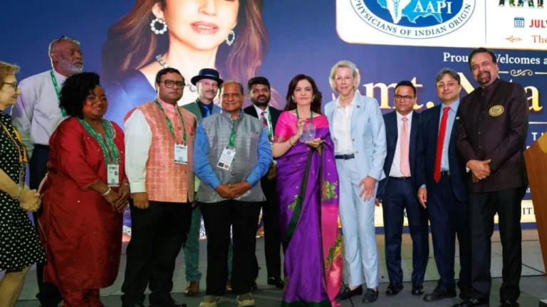 nita-ambani-honored-humanitarian-award-aapi-tampa-convention