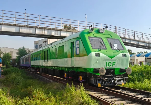 26 train