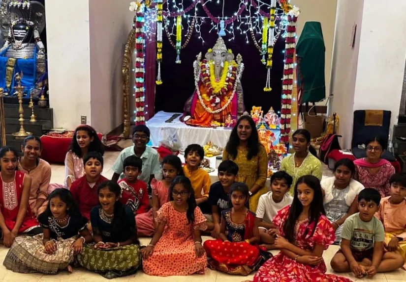 27 visarjan..Hindutemple1